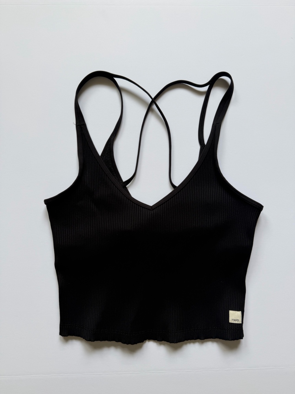 Vuori Rib Cropped Tank Top Size Medium in Black - Style VW189 Crossed Strap Back - Picture 2 of 11